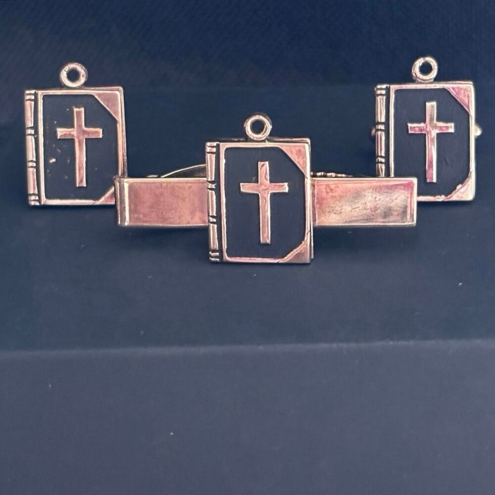 Vintage Lord’s Prayer Bible Cufflinks Tie Clip Set Gold Tone Christian Cross